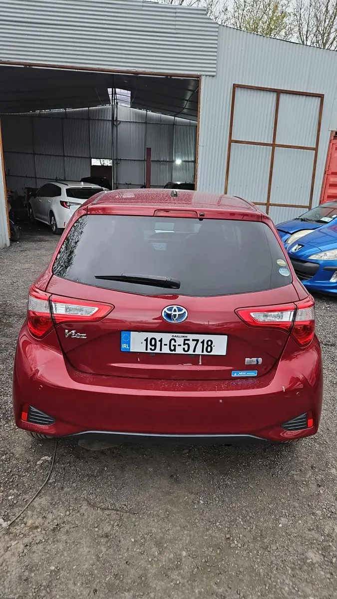 Toyota Vitz 2019. 1.5L Hybrid push start automatic - Image 3