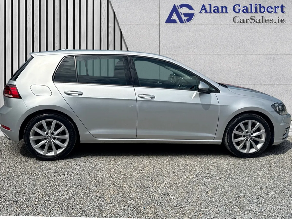 Volkswagen Golf HIGHLINE 1.6 TDI MANUAL 5SPEED 5DR - Image 3