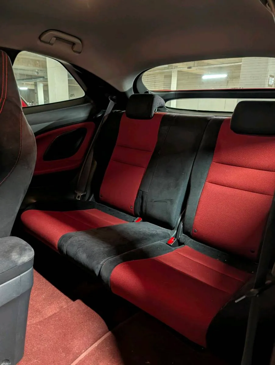 Honda Civic Type R FN2 - Image 2