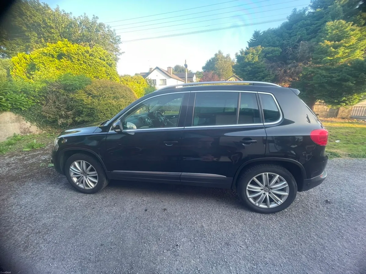 Volkswagen tiguain - Image 1