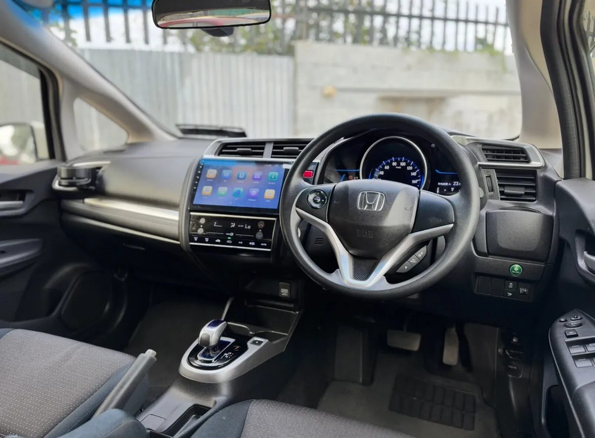 2016 HONDA FIT. VERIFIED 57K KMS. NEW NCT. AUTO1.5 - Image 4