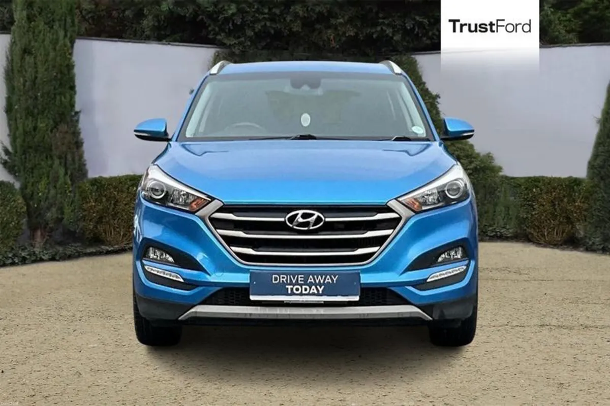 Hyundai Tucson 1.7 CRDi Blue Drive SE 5dr 2WD DCT* - Image 6