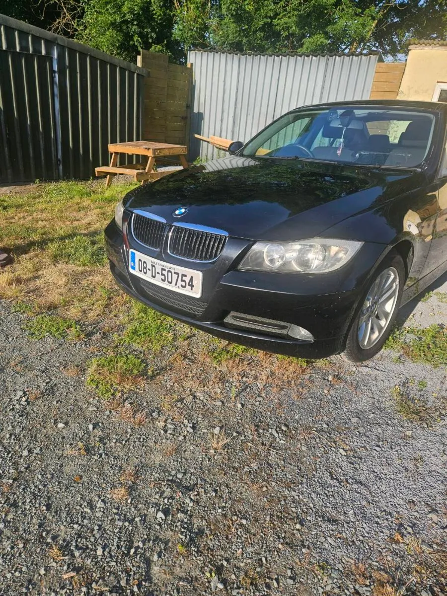 BMW 318 i - Image 2