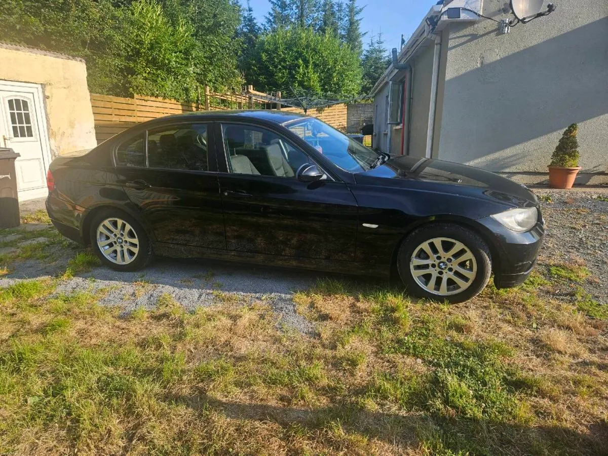 BMW 318 i - Image 3