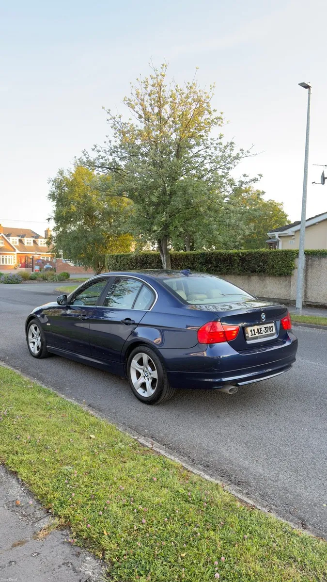 2011 BMW 320 DIESEL AUTOMATIC NCT 11/2026 - Image 2