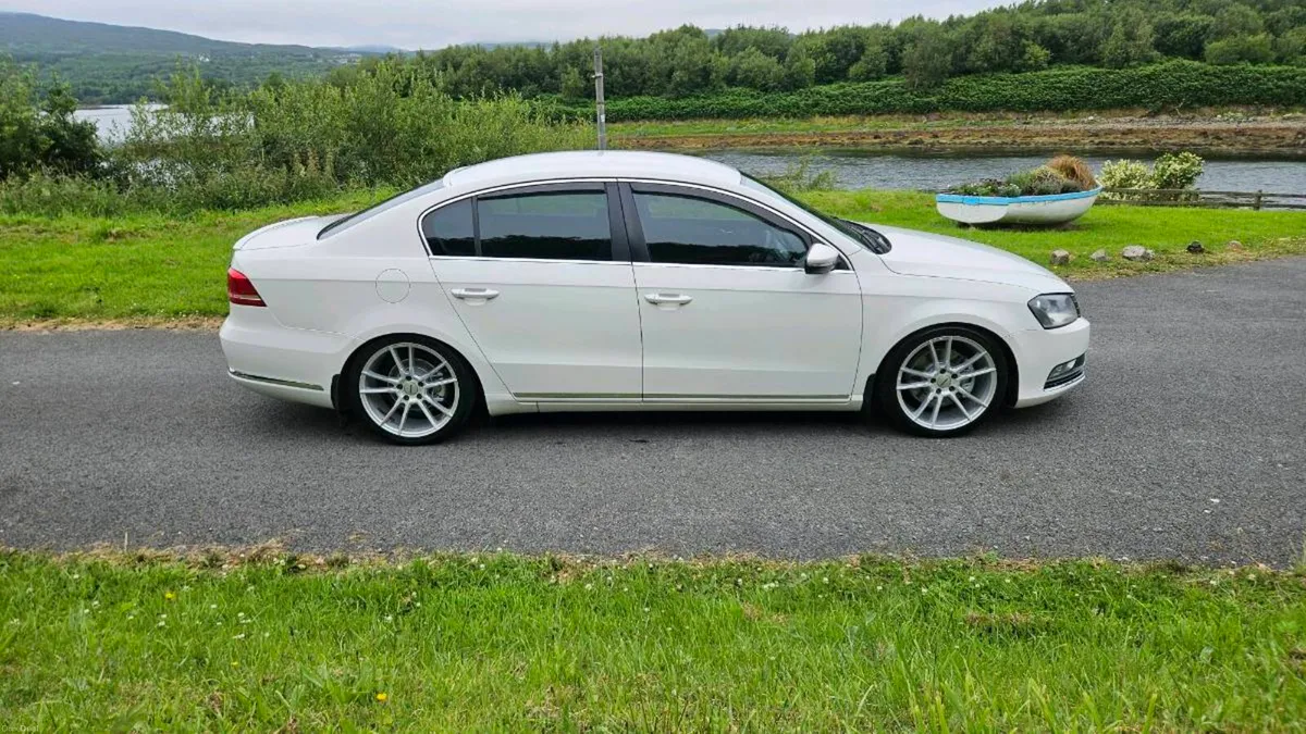 VW Passat - Image 2