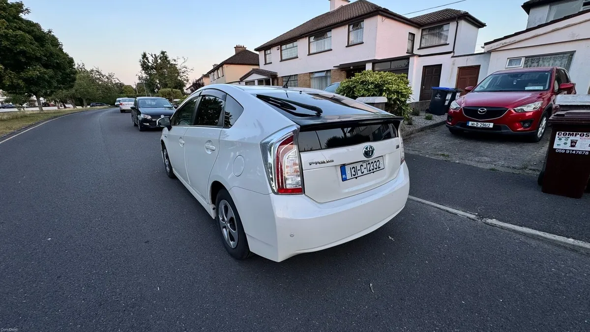 Toyota Prius Hybrid | 2013 | Fresh NCT - Image 3