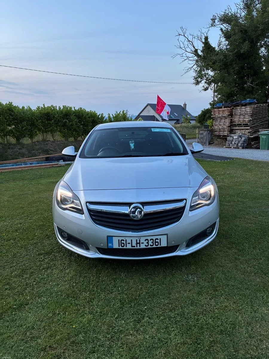 Vauxhall Insignia - Image 2