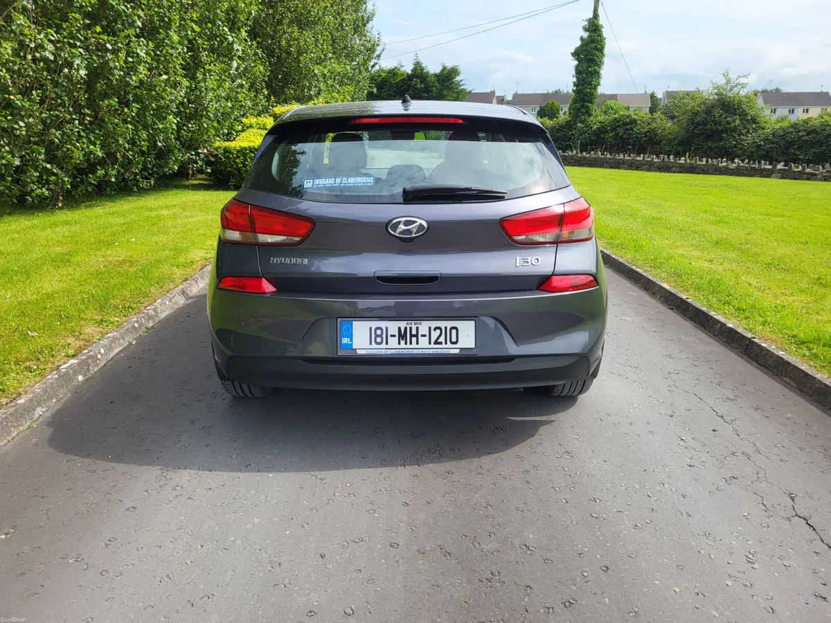Hyundai i30  DIESEL 2018  MINT CONDITION - Image 4