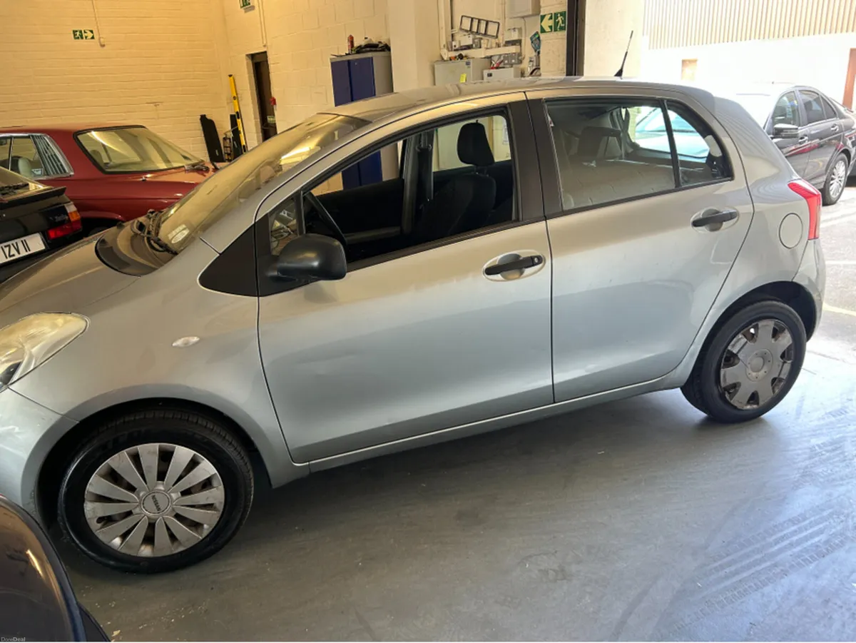 Toyota Yaris 1 litre///TINY KLMS///ORIGINAL IRISH - Image 2