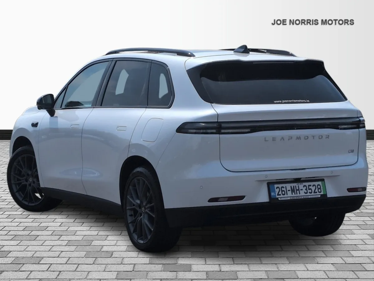 Leapmotor C10 DESIGN BEV 425KM 70KWH DEMO MODEL - Image 3
