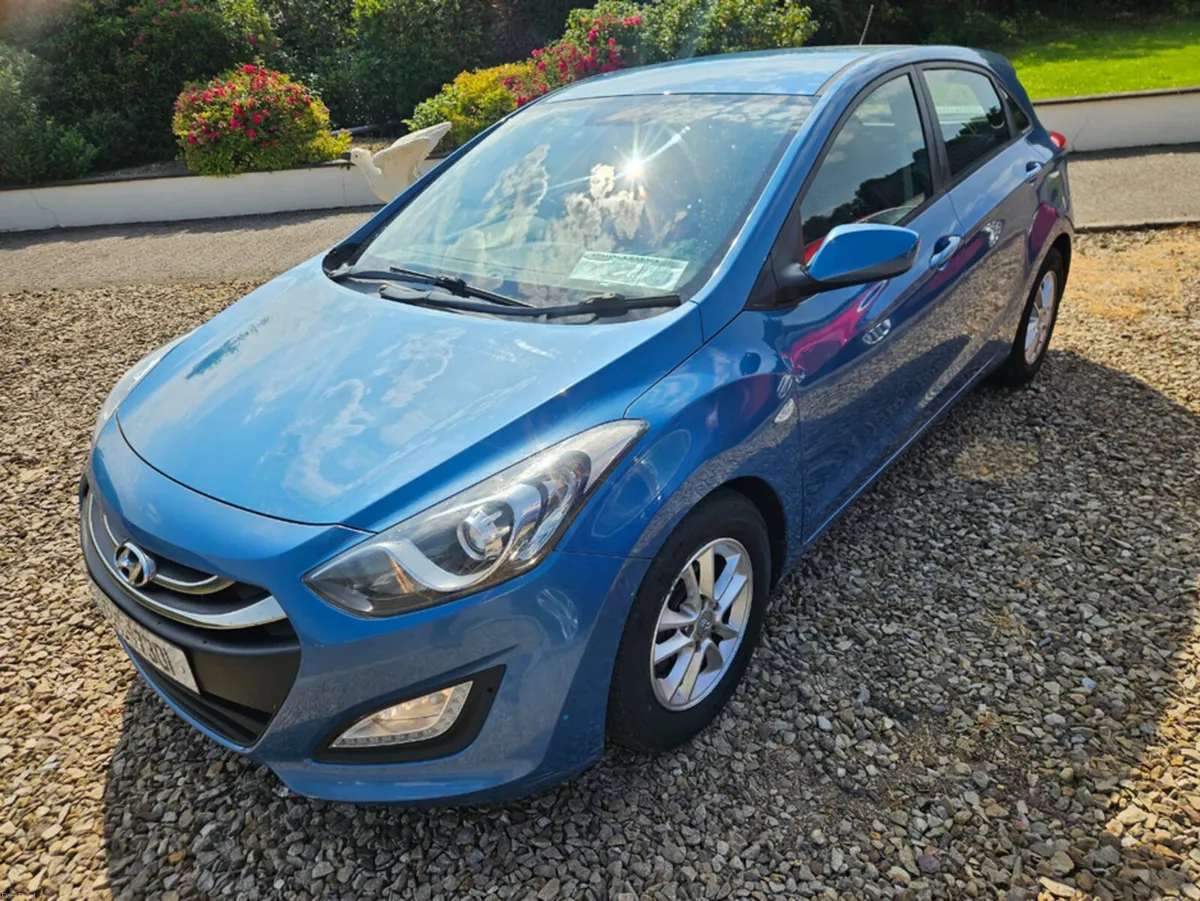 Hyundai i30 ACTIVE BLUE DRIVE 110PS 5DR - Image 2