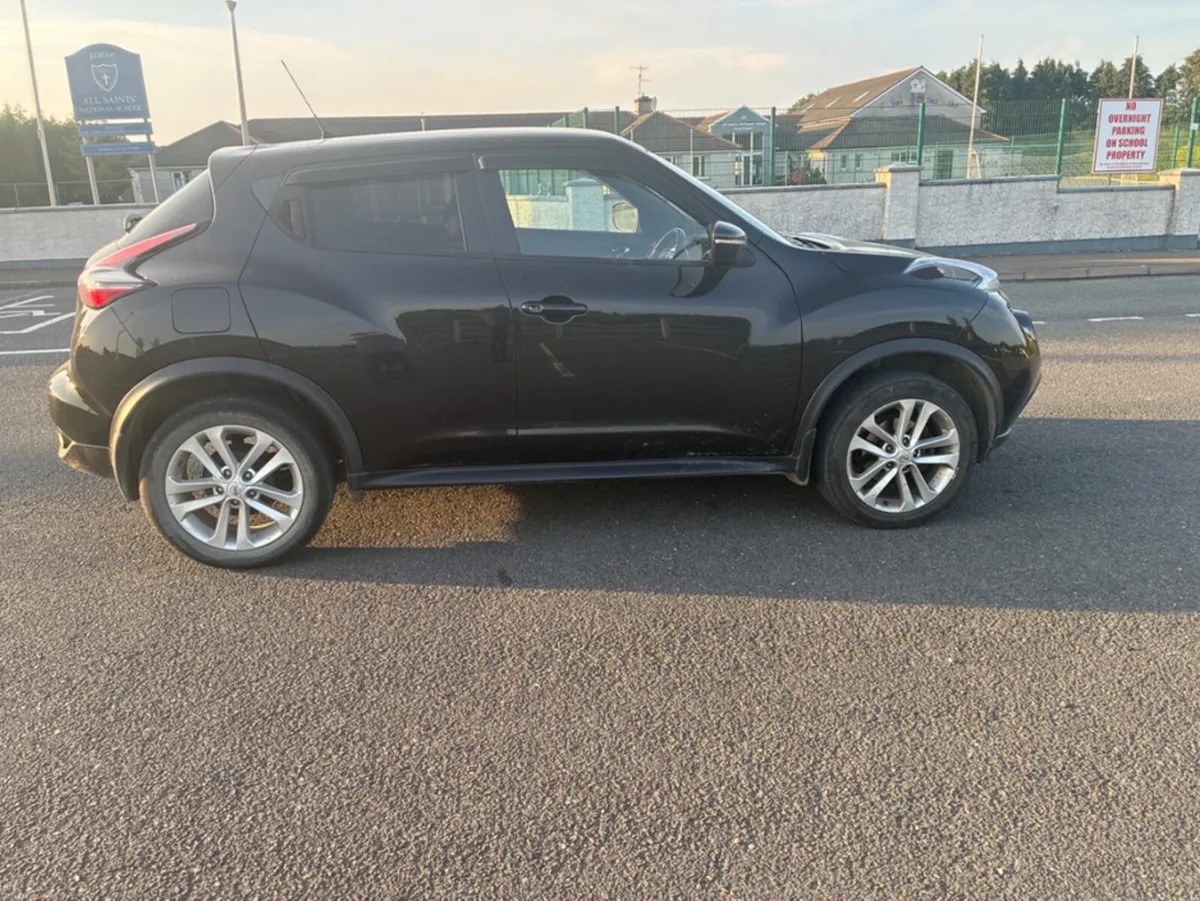 Nissan Juke 1.5 SV PREMIUM 4DR - Image 4