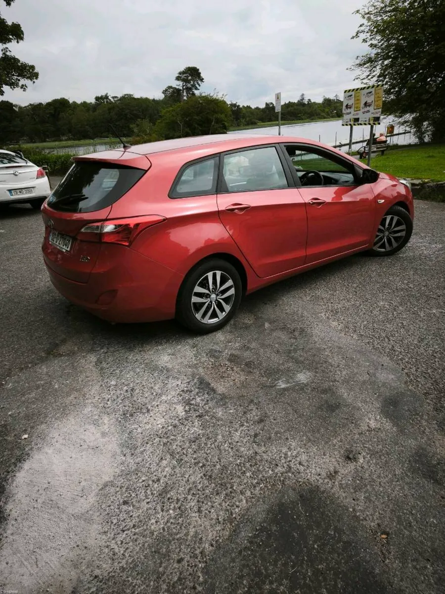 2015 Hyundai I30 1.6crdi €4850 ono - Image 2