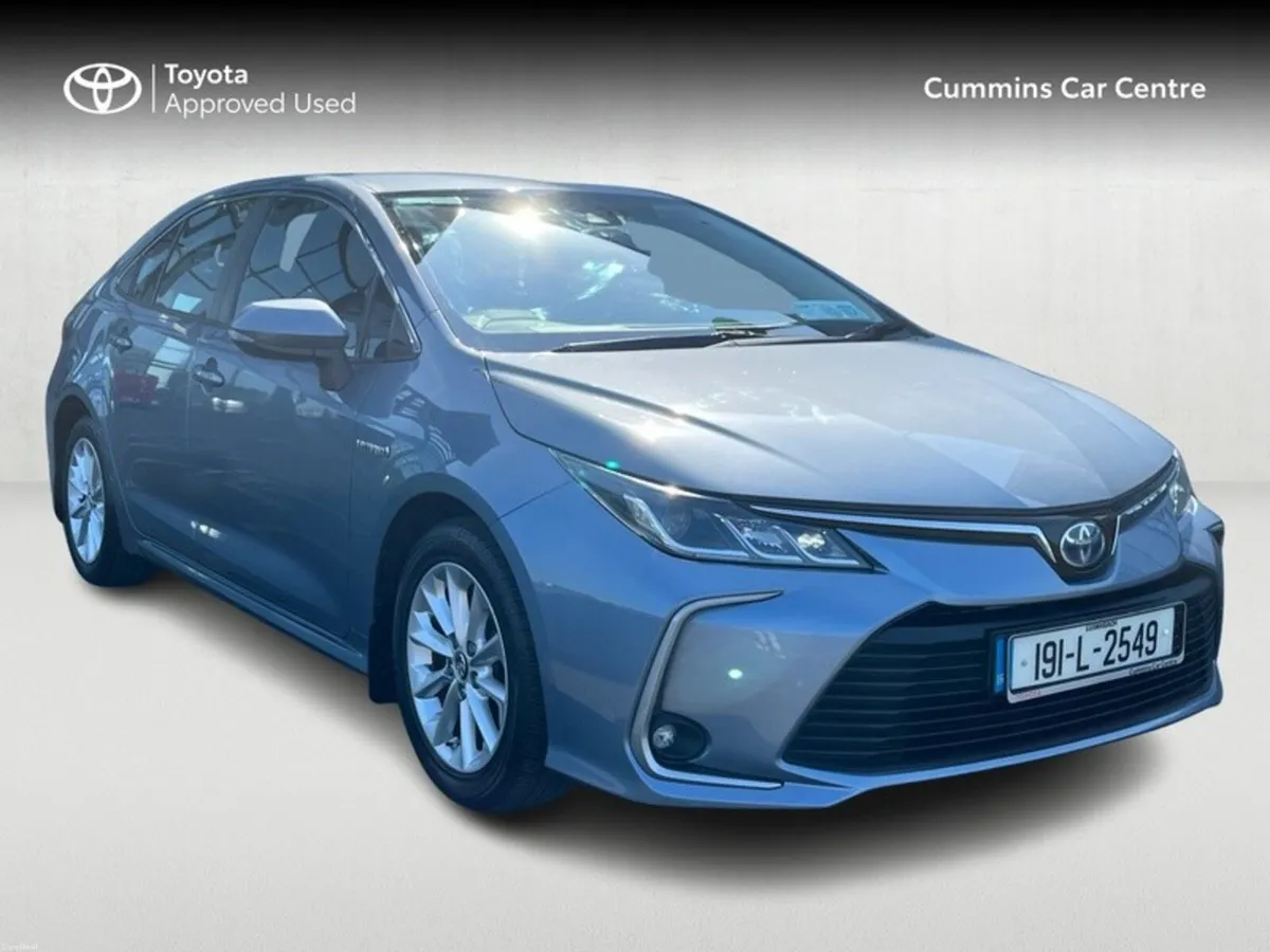 Toyota Corolla COROLLA HYBRID LUNA SAL - Image 1