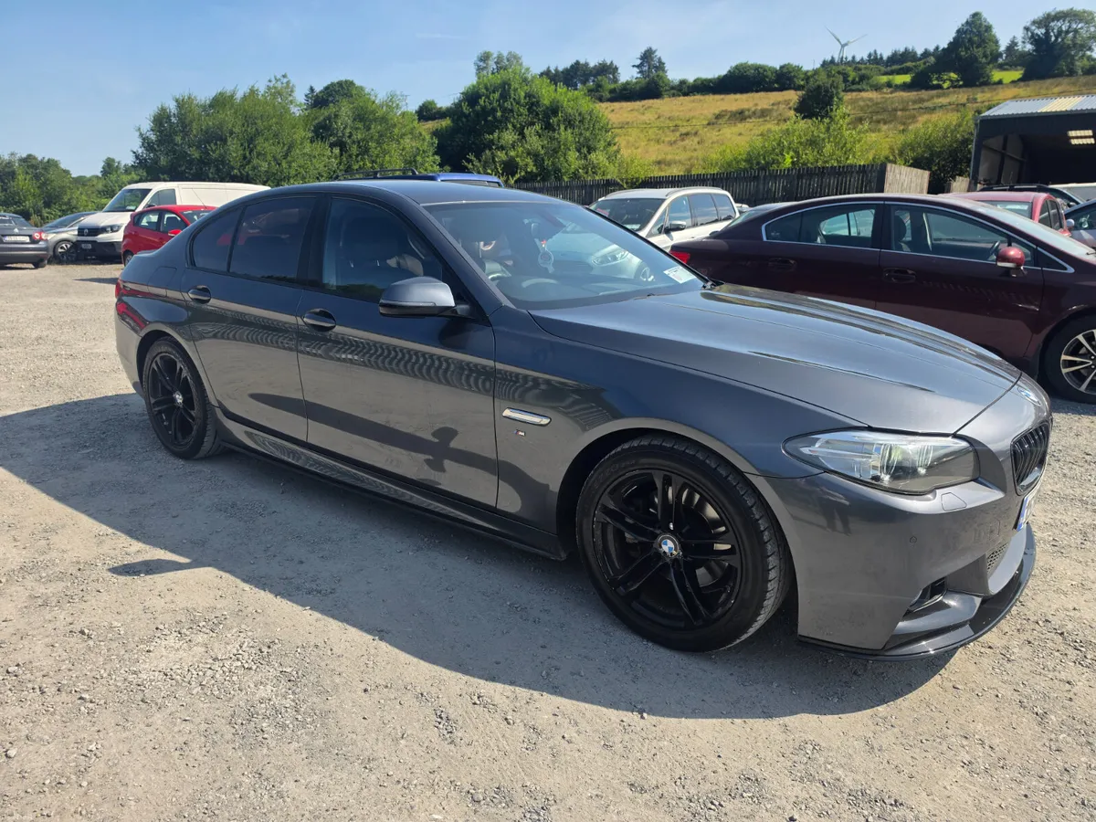 BMW 5-Series 2015 - Image 6