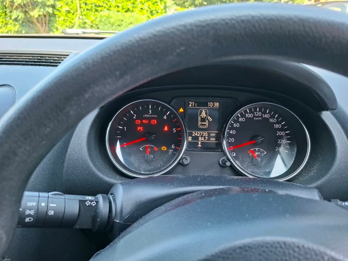 Car - Image 5