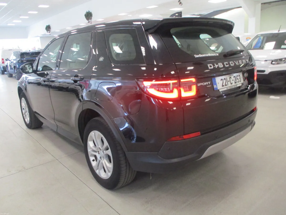 Land Rover Discovery Sport 1.5 PHEV SPORT 2022 - Image 5