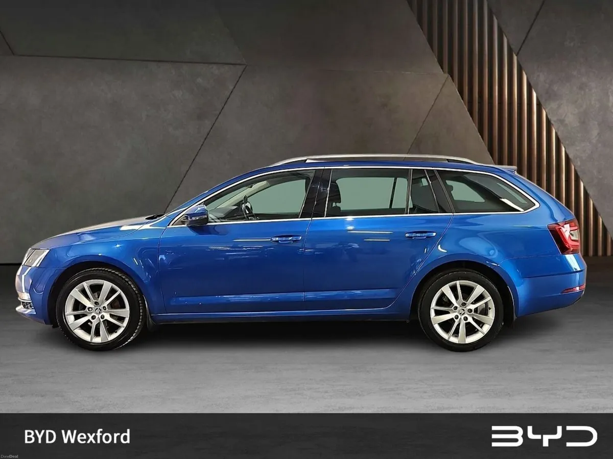 Skoda Octavia (DEPOSIT  TAKEN)  COMBI Style 1.6TDI - Image 4