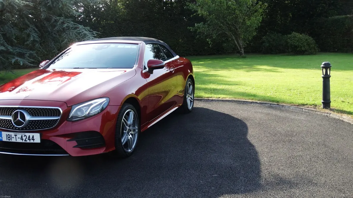 Mercedes E350d 4MATIC Convertible Hyacinth Red - Image 4