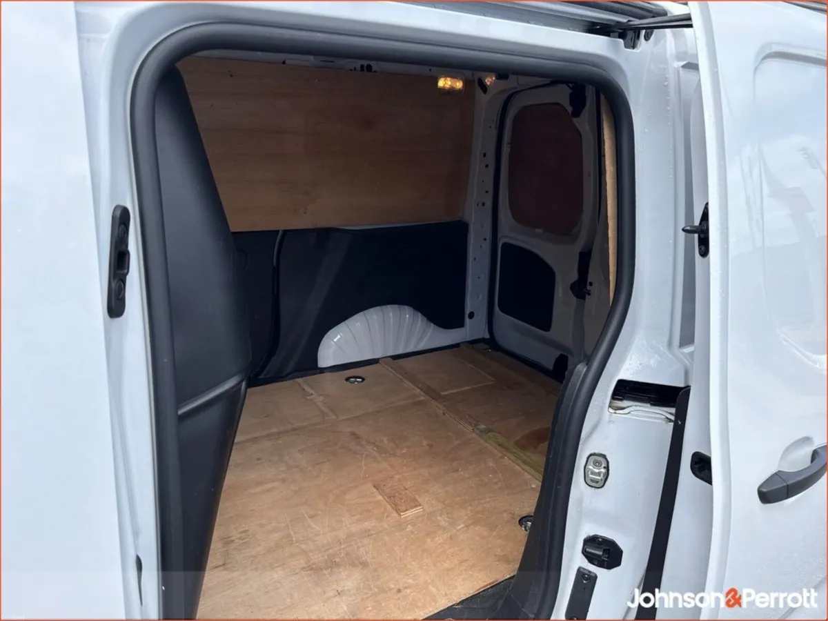 Peugeot Partner PARTNER PRO PLUS1.5 HDI 100 65 - Image 5