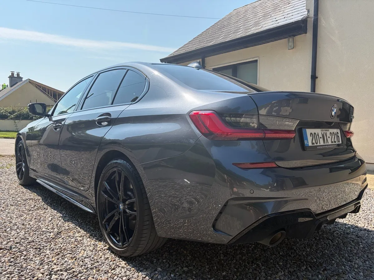 BMW 330e Msport Pro - Image 4