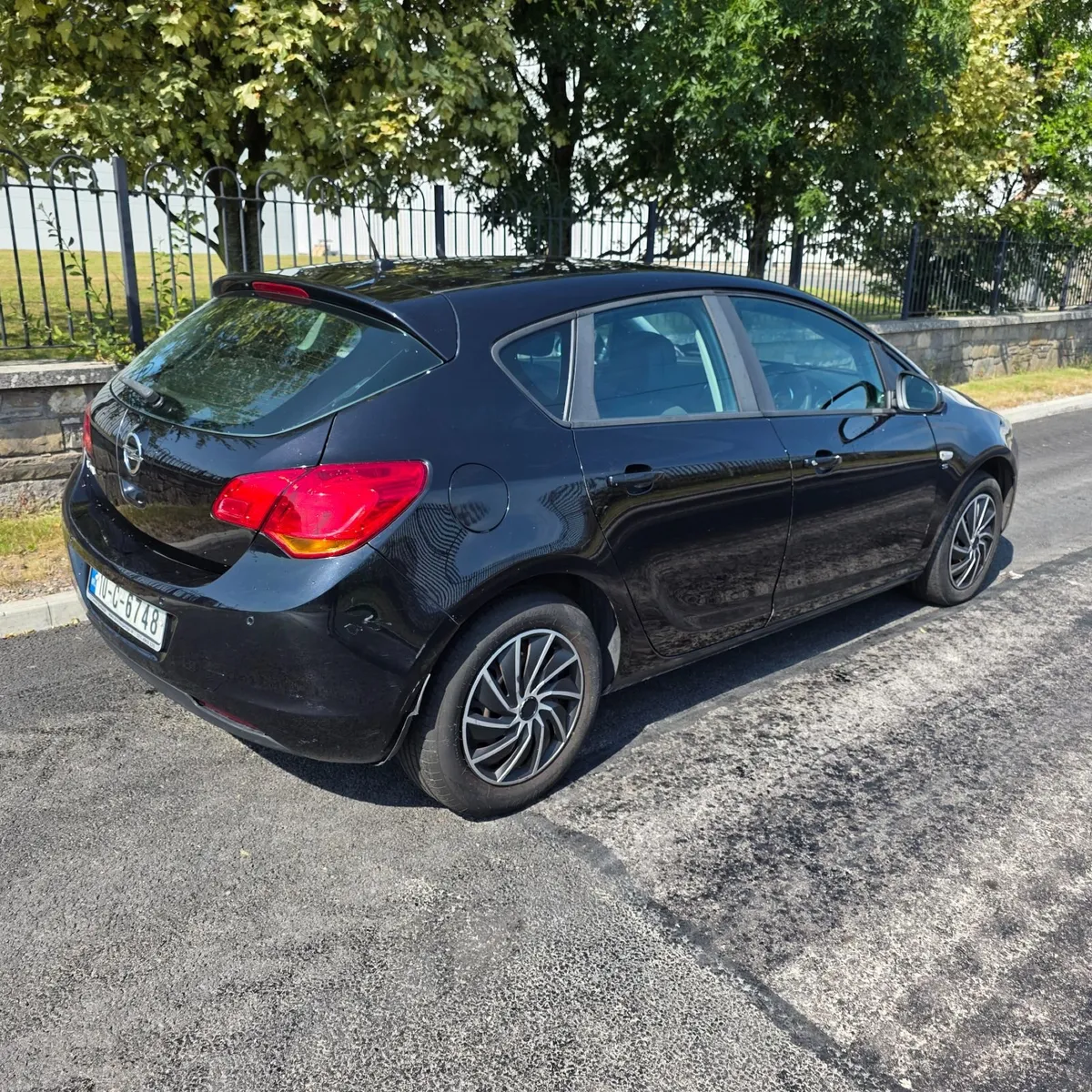 Opel Astra 2010 - Image 3