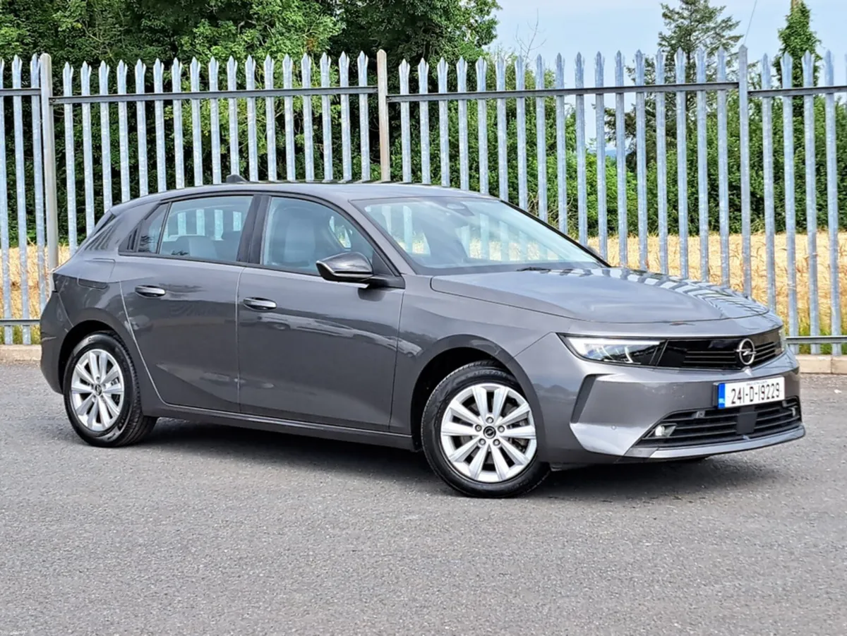 Opel Astra SC 1.5TD 130PS 8 SPEED AUTOMATIC - Image 3
