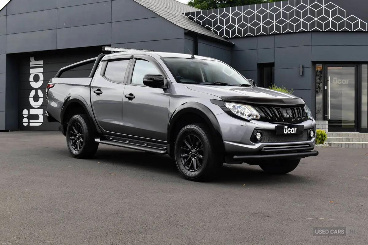 Mitsubishi L200 2.4 L200 Barbarian DI-D 4WD - Image 1