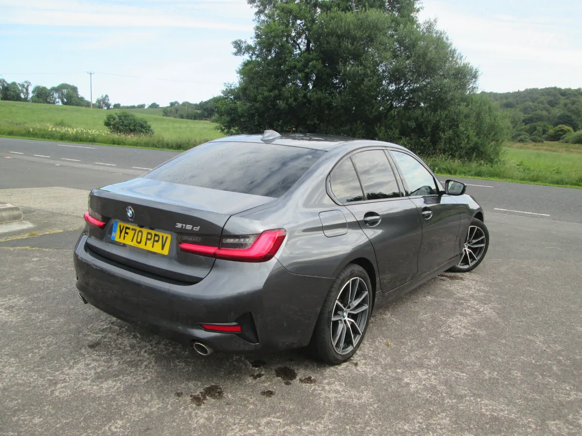 2020  BMW  318 D  MHT  SPORT  4DR  AUTOMATIC - Image 4