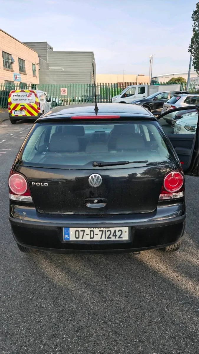2007 Volkswagen Polo - Image 2