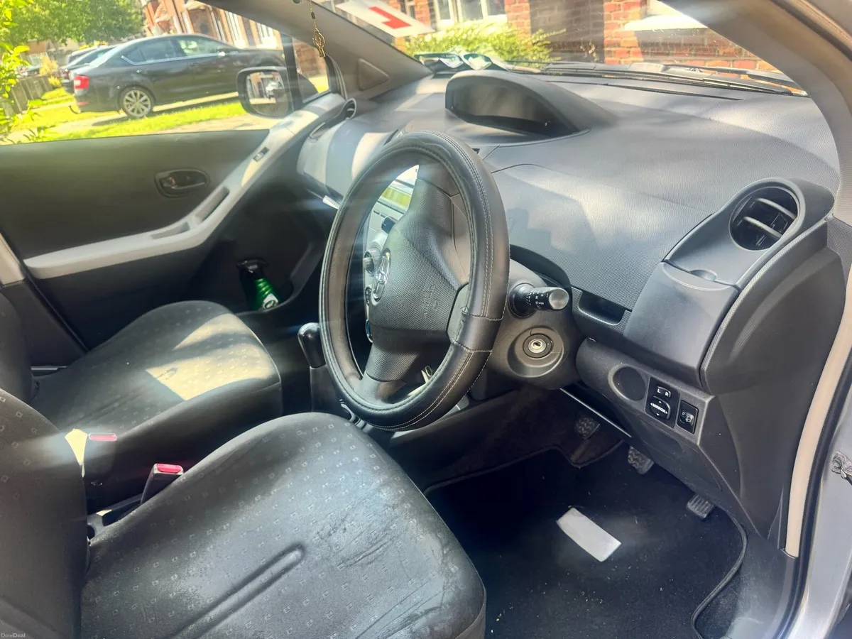 Tayota Yaris car for sale - Image 2