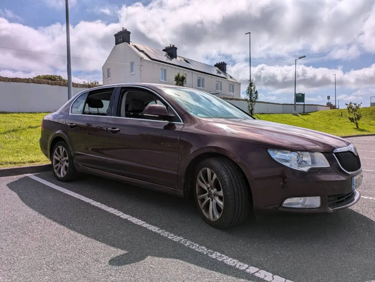 Skoda Superb 09 - Image 1