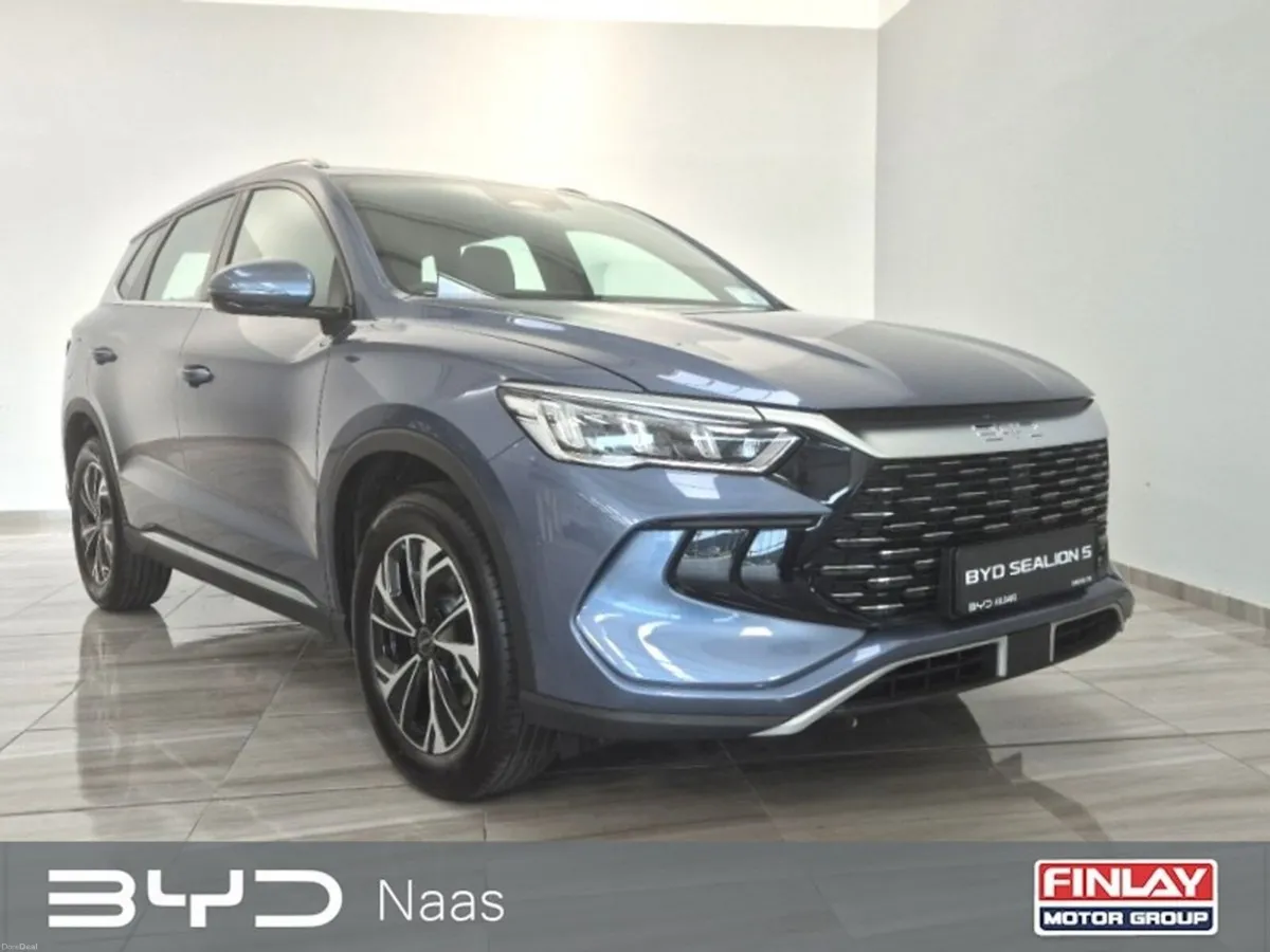 BYD SEALION 5 Comfort Plug-in Hybrid 50km Range - Image 1