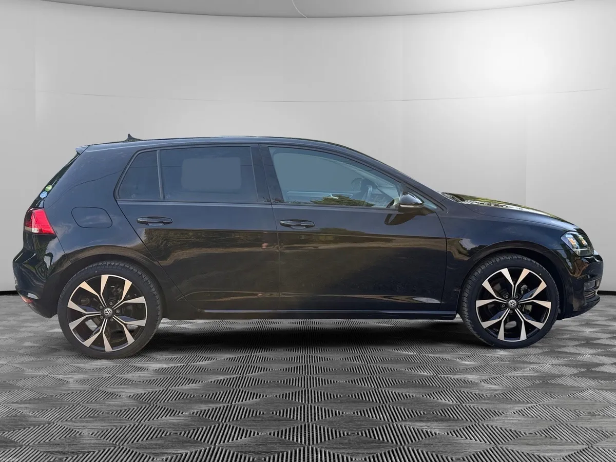 VW GOLF DSG *LOW KM* - Image 3