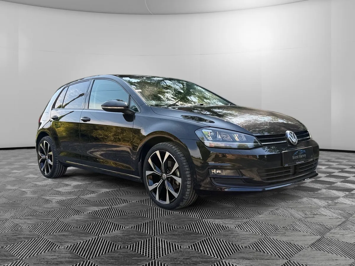 VW GOLF DSG *LOW KM* - Image 1