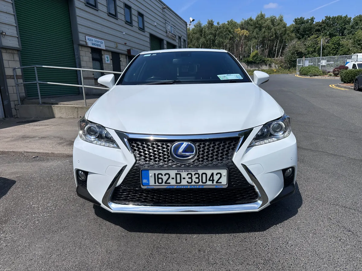 Lexus CT200H F Sport, 2016 - Image 3