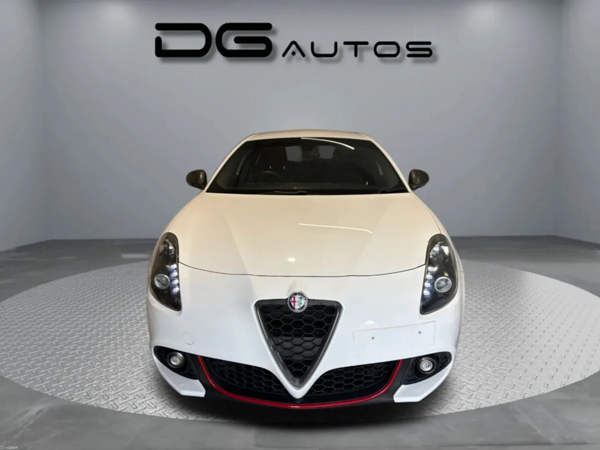 Alfa Romeo Giulia Auto - Sport Spec - Low KMs - Mi - Image 3