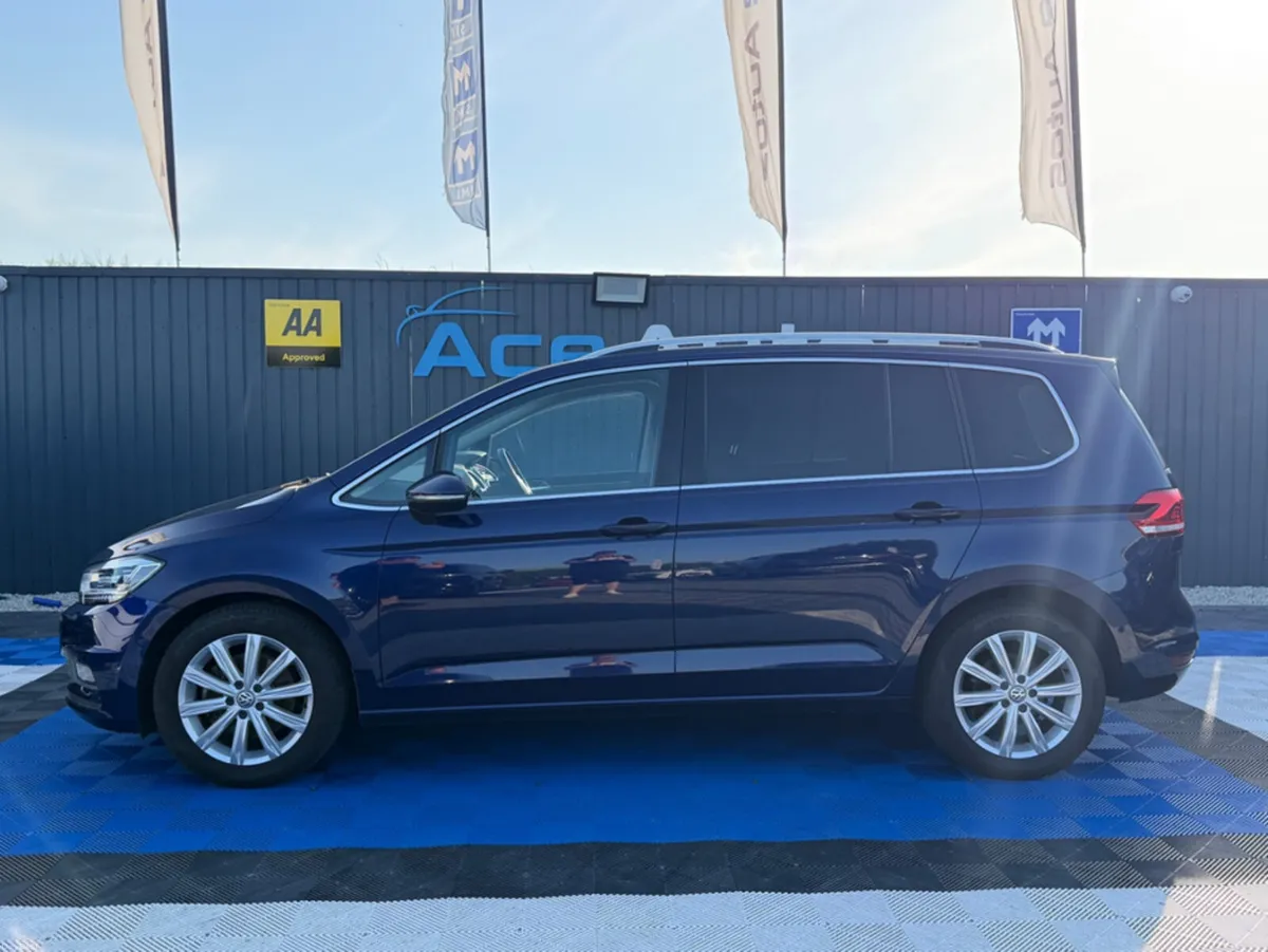 Volkswagen Touran COMFORT - 2.0L DIESEL - 7 SEATS - Image 4