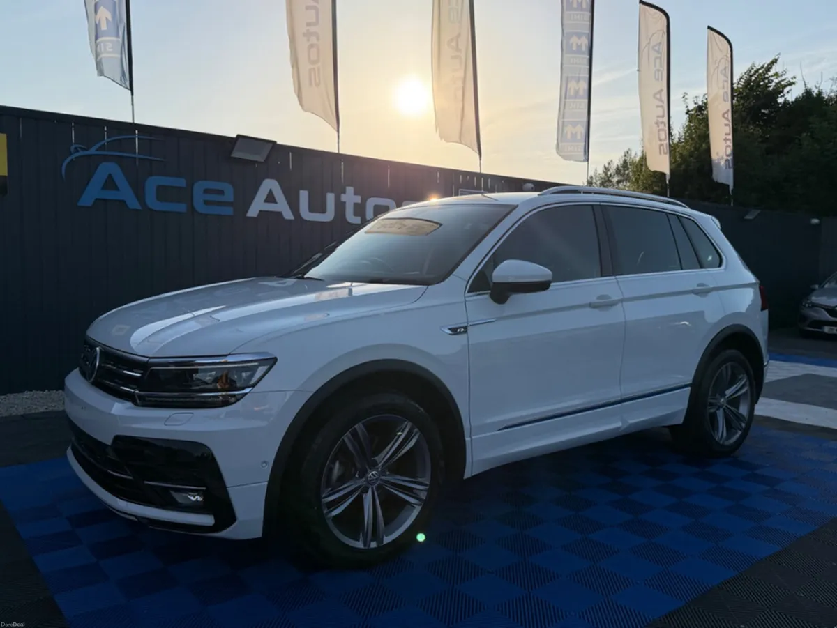 Volkswagen Tiguan R-LINE 4WD - 2.0L DIESEL - AUTO - Image 3