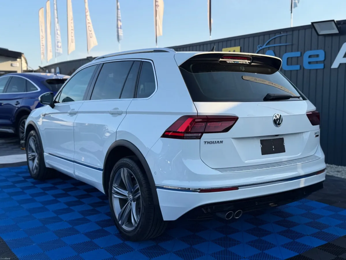Volkswagen Tiguan R-LINE 4WD - 2.0L DIESEL - AUTO - Image 5