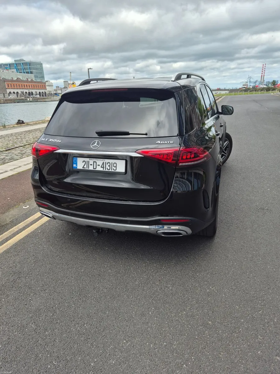 Mercedes-Benz GLE 2021 - Image 2