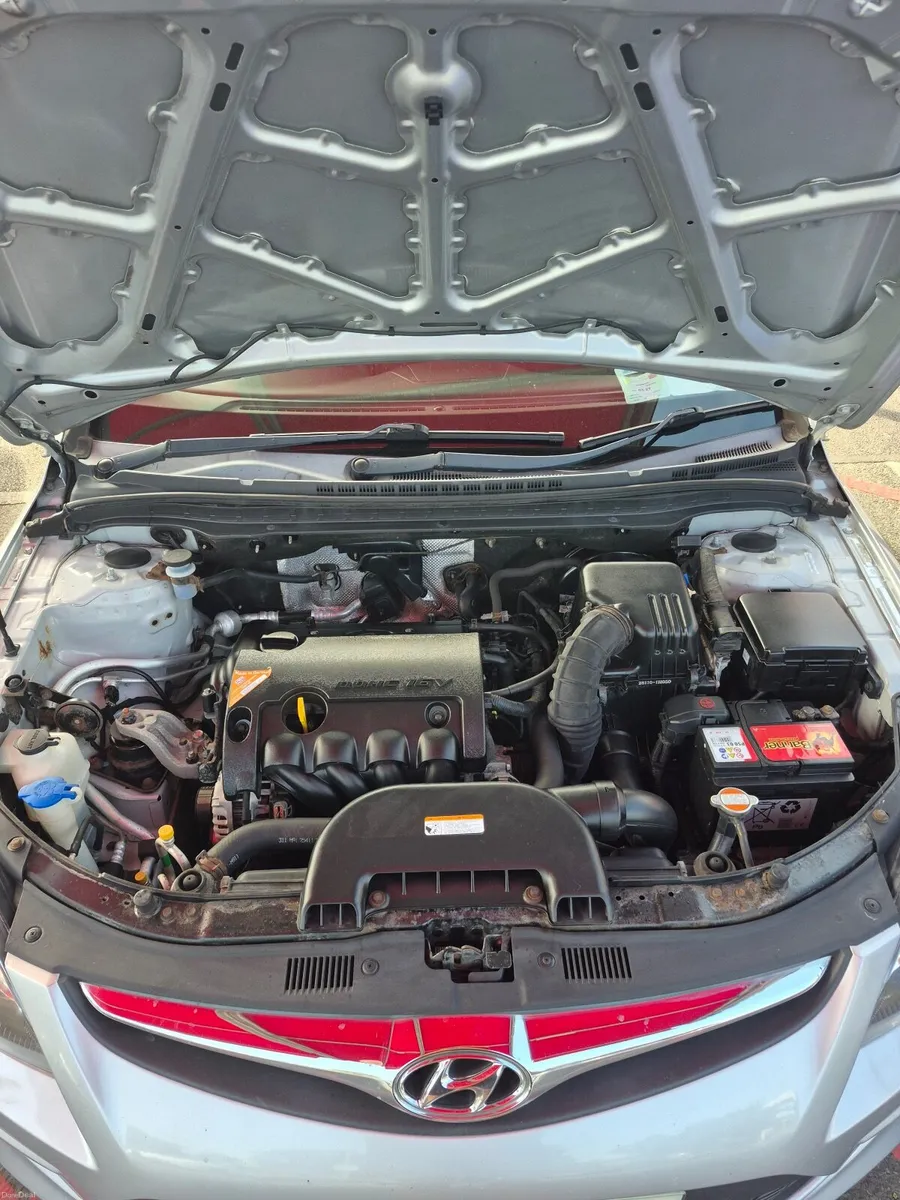 2011 Hyundai i30 1.4 Petrol Comfort - Image 3