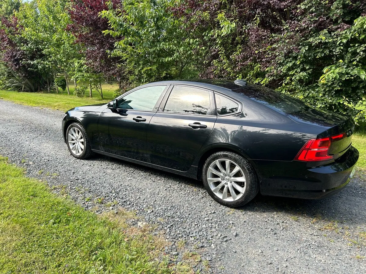 2018 Volvo S90 D3 Momentum Auto - Image 4