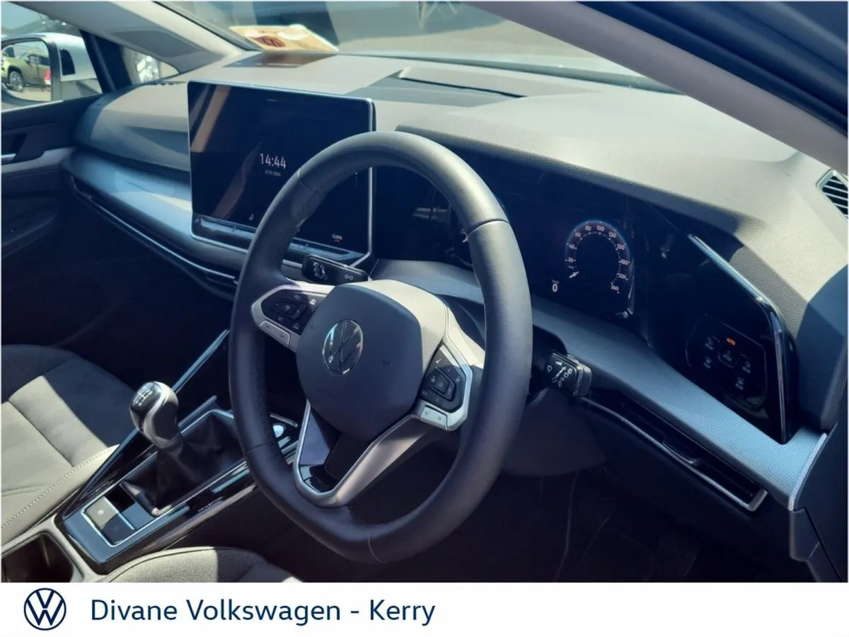 Volkswagen Golf LOADED EITH EXTRAS STYLE 2.0 TDI 1 - Image 2