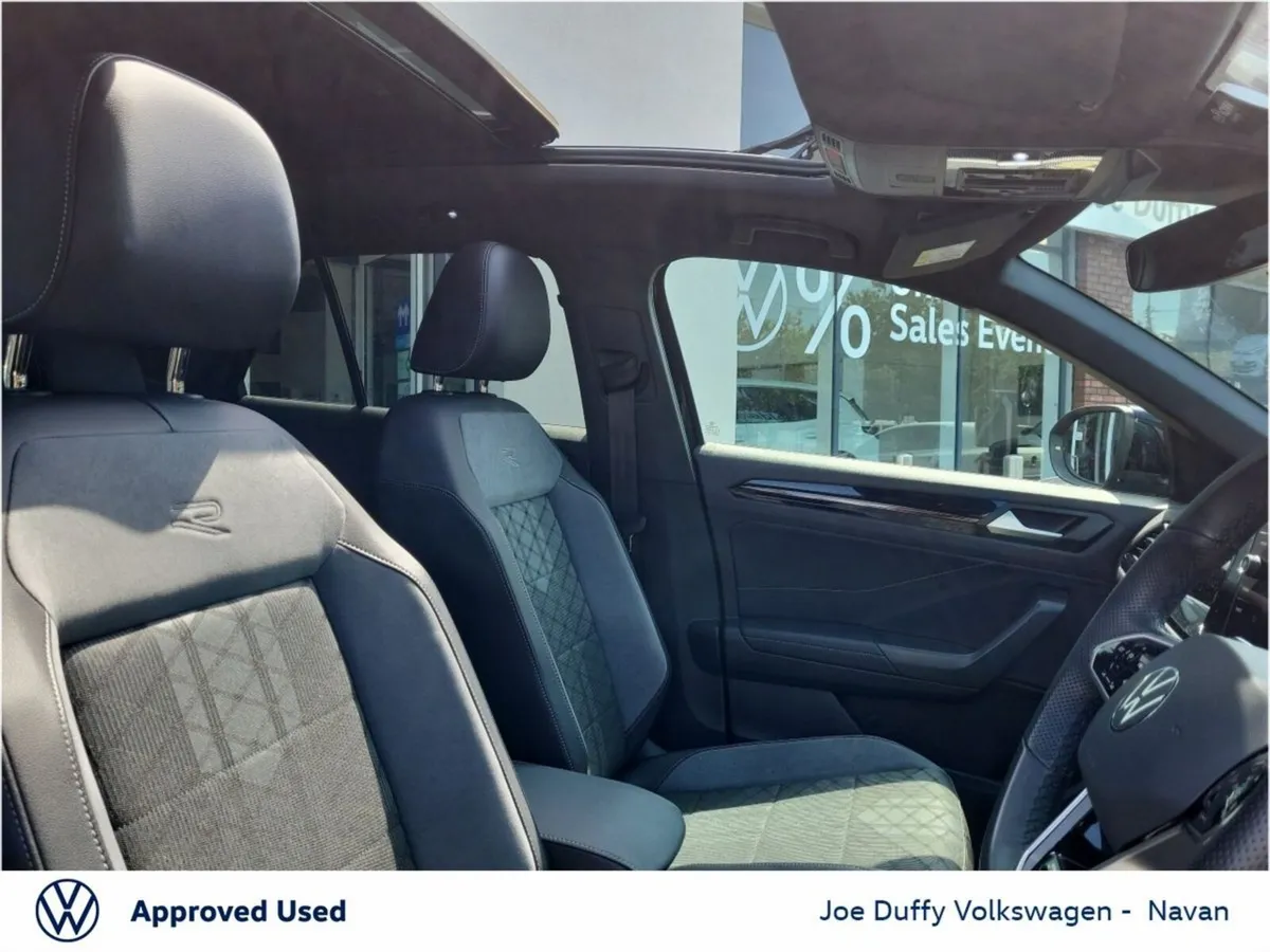 Volkswagen T-Roc R-LINE PLUS 1.5TSI 150HP AUTO - Image 4
