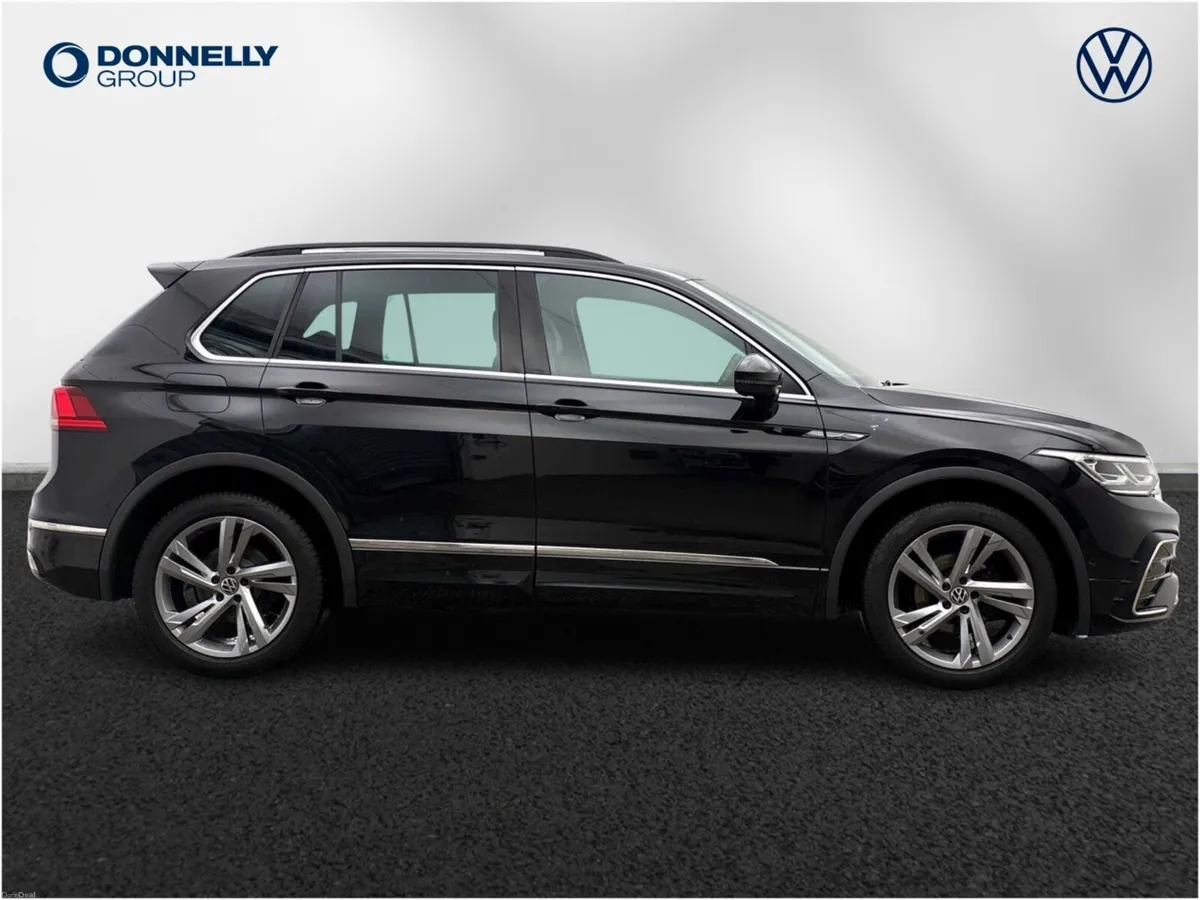 Volkswagen Tiguan Estate Special Edition R-Line Ed - Image 4