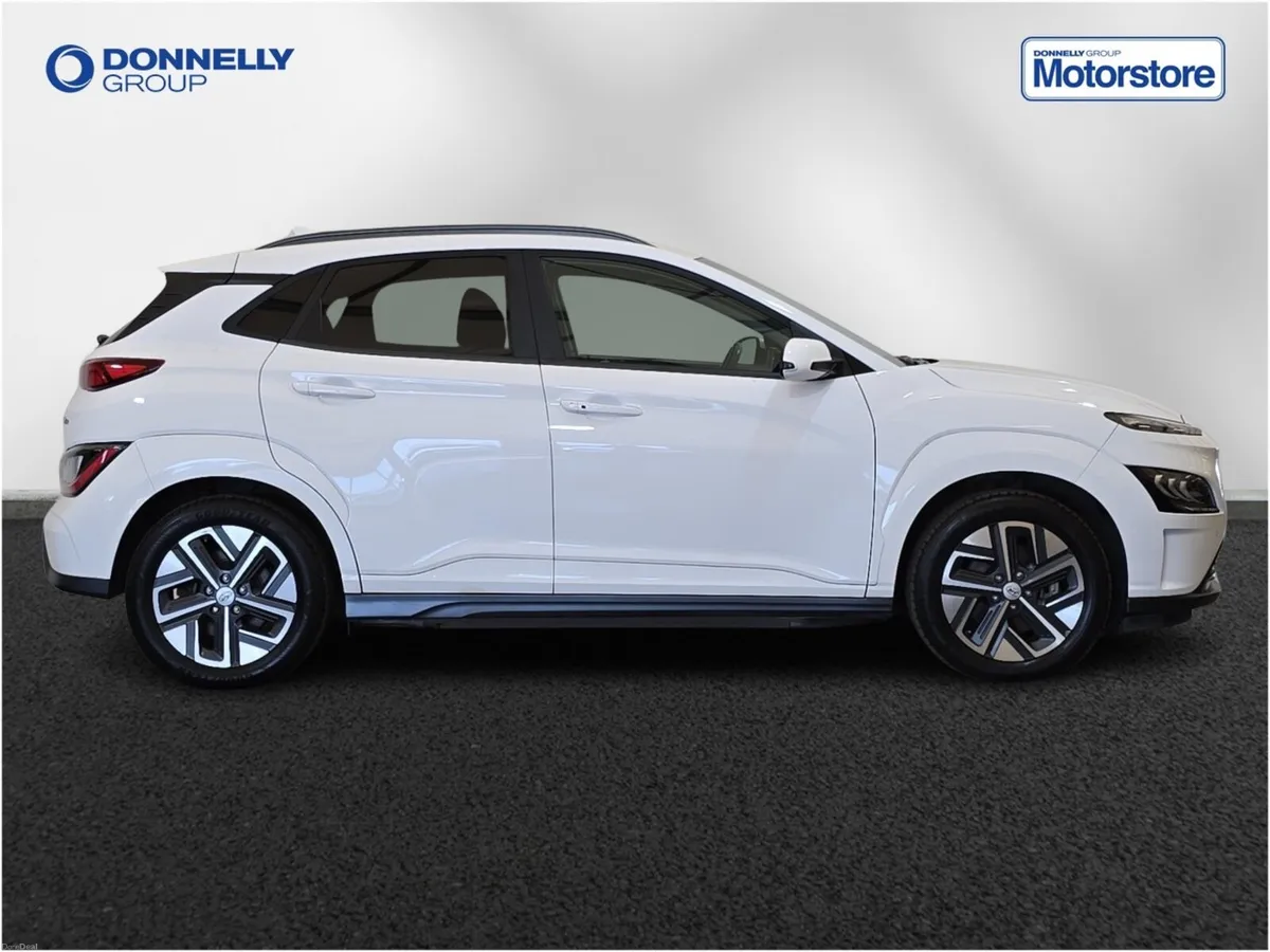 Hyundai Kona Electric Hatchback Premium - Image 3