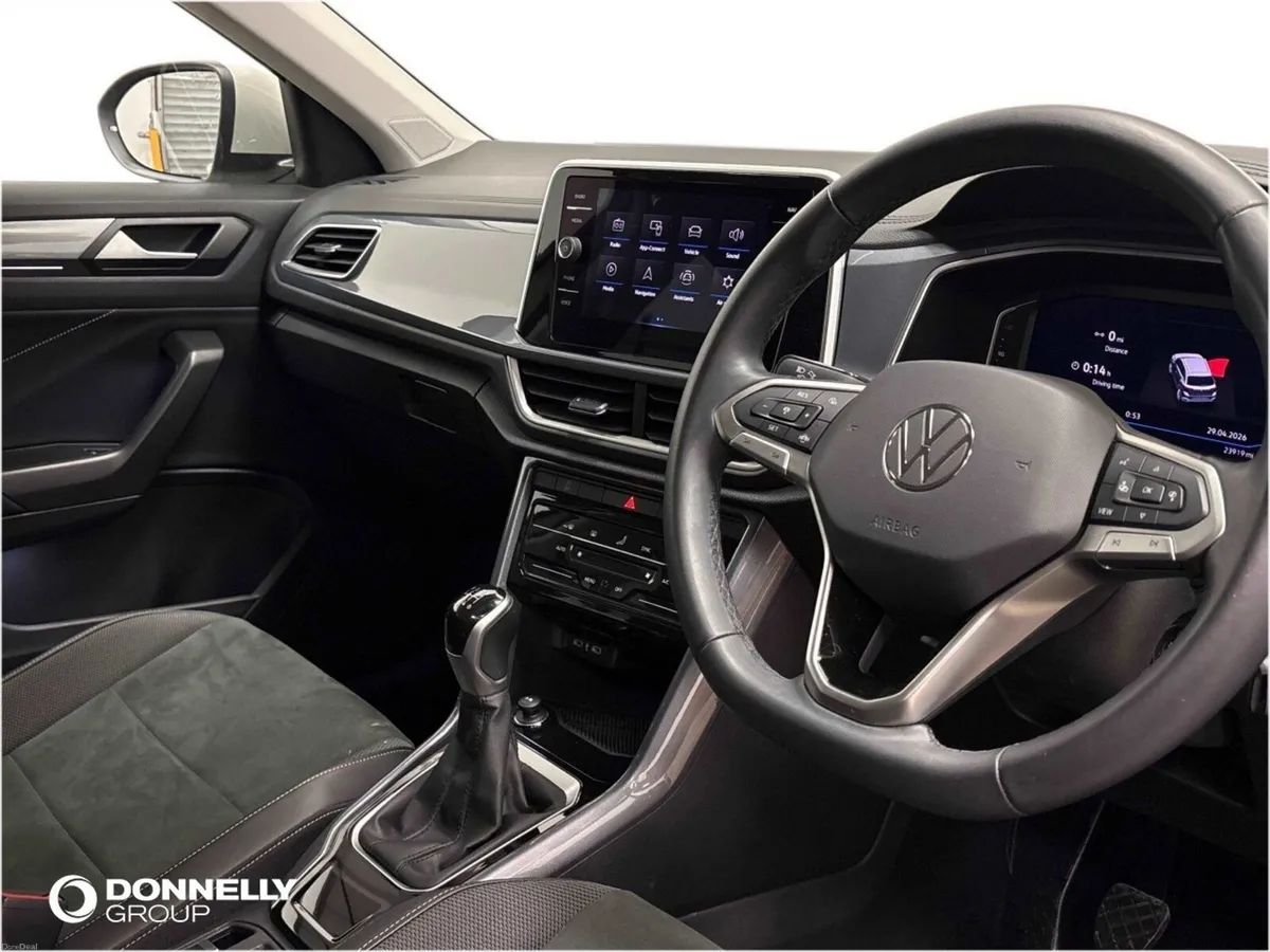 Volkswagen T-roc Hatchback Style - Image 6