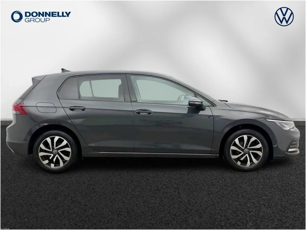 Volkswagen Golf Hatchback Special Edition Active - Image 4
